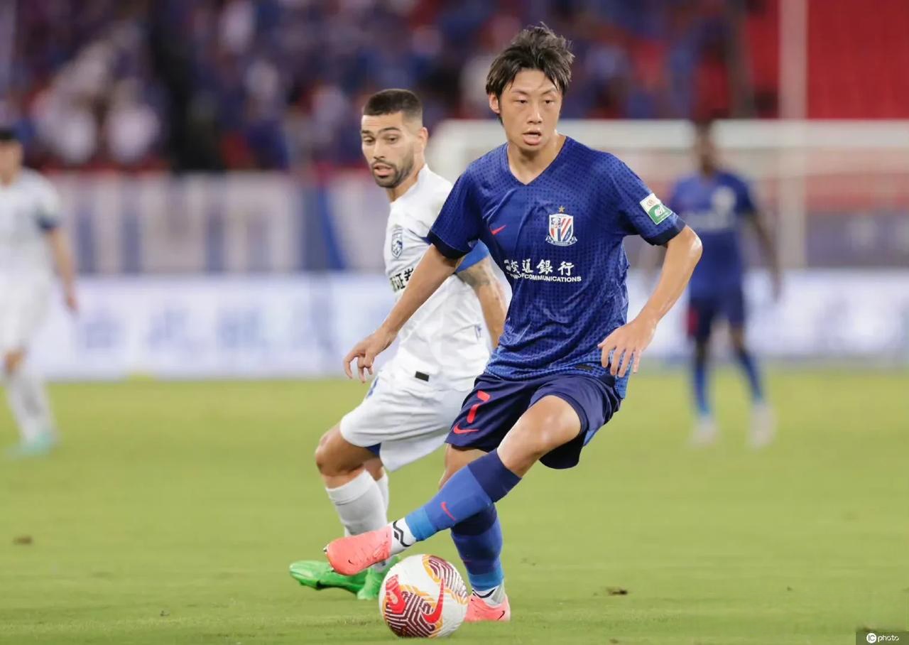 关于上海申花窗口期刷新队史纪录,志在欧联名次提升,球迷炸锅,临场指挥获称赞的信息 关于上海申花窗口期刷新队史纪录,志在欧联名次提升,球迷炸锅,临场指挥获称赞的信息